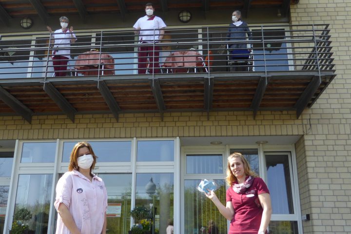 Herzapotheke spendet AWO-Carolus-Seniorenzentrum Atemschutzmasken 9