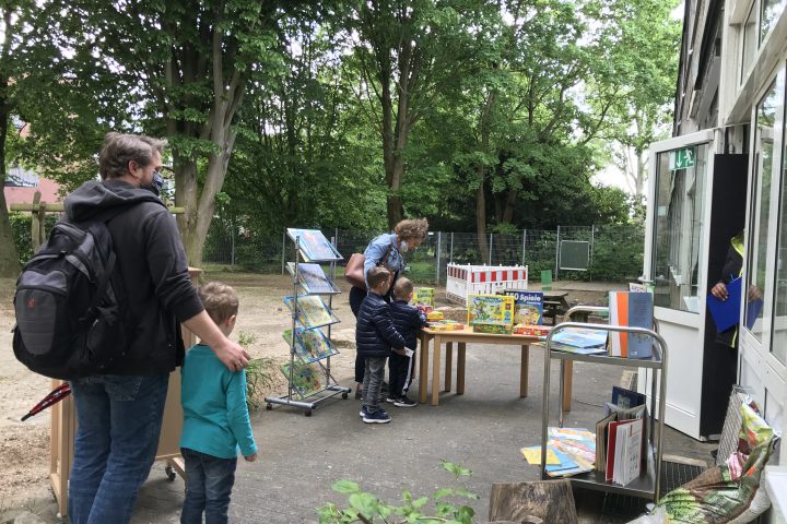 AWO-Kita Übach organisiert Ausleihbörse für Bücher und Gesellschaftsspiele 9