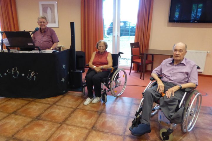 Die musikalischen Nachmittage in AWO–Einrichtungen nehmen wieder Fahrt auf 10