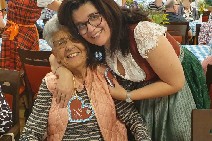 O'zapft is! Oktoberfest im AWO Altenzentrum Heinsberg 1