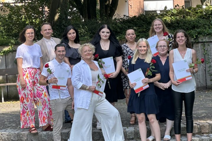 Herzlichen Glückwunsch und Willkommen in der Familienpflege! 6