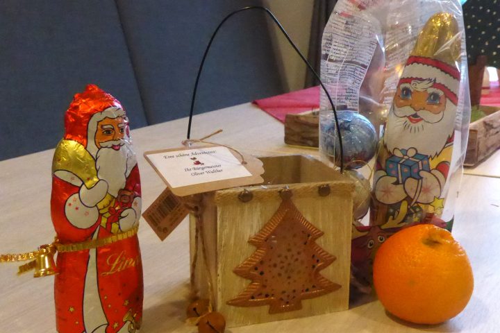Nikolauszauber und Adventsmusik im Carolus Seniorenzentrum 10