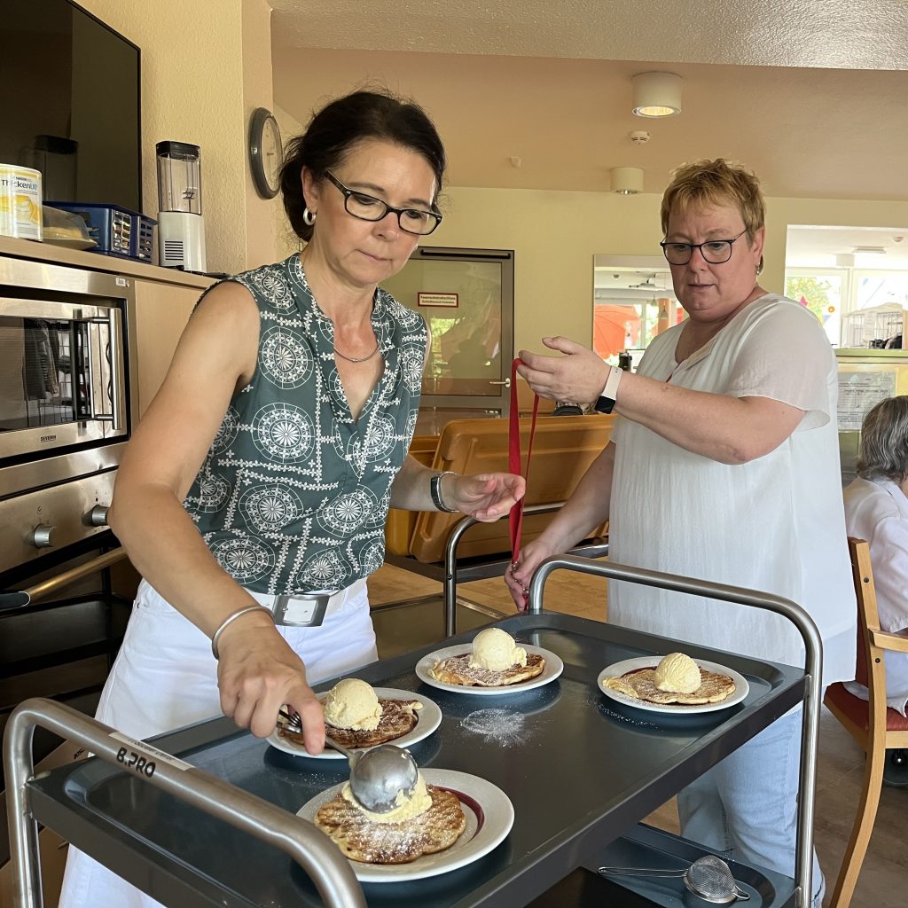 Sommerfreuden im Carolus Seniorenzentrum Übach-Palenberg 2