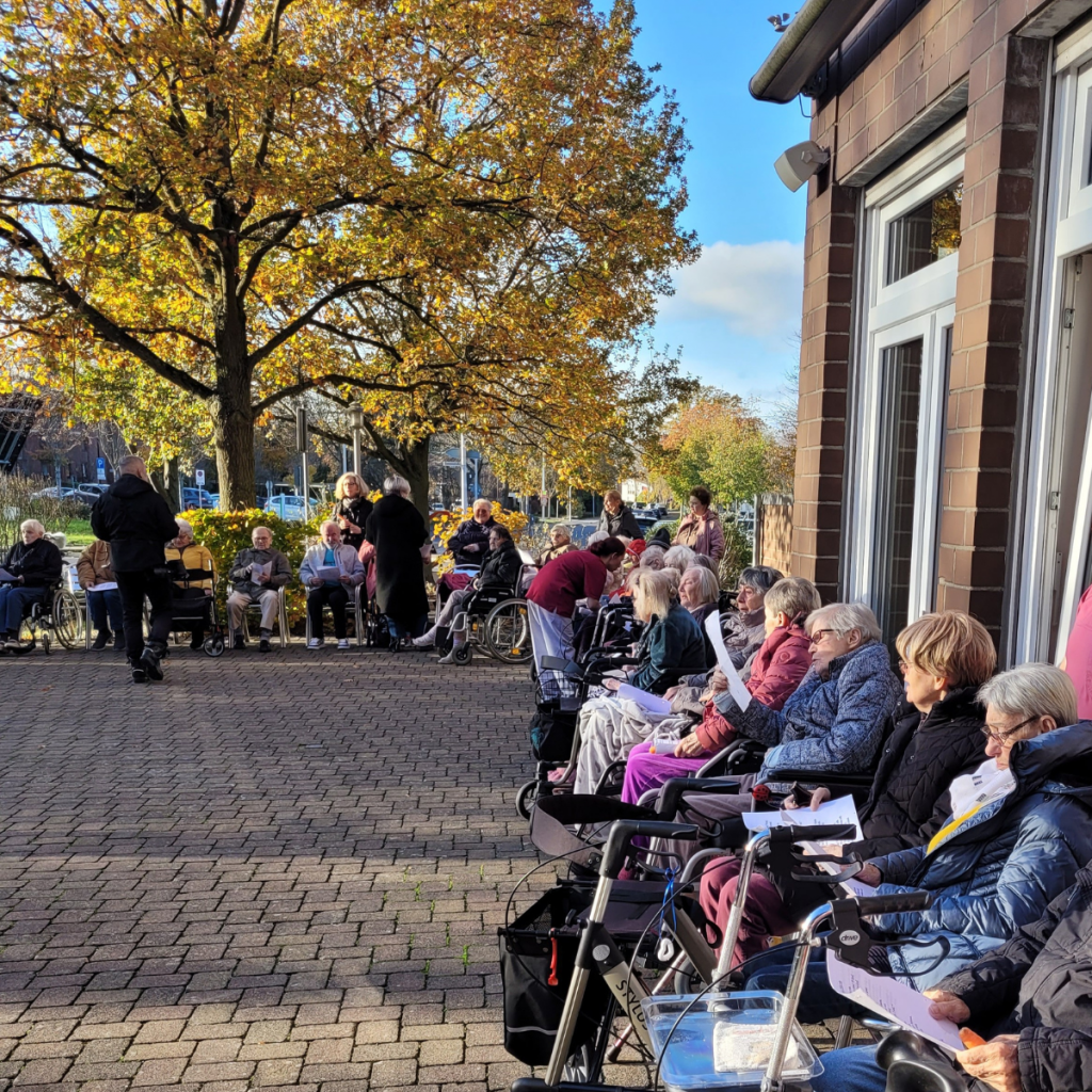St. Martin im AWO Altenzentrum Heinsberg: Tradition, Begegnung und ein vertrautes Pferd 7