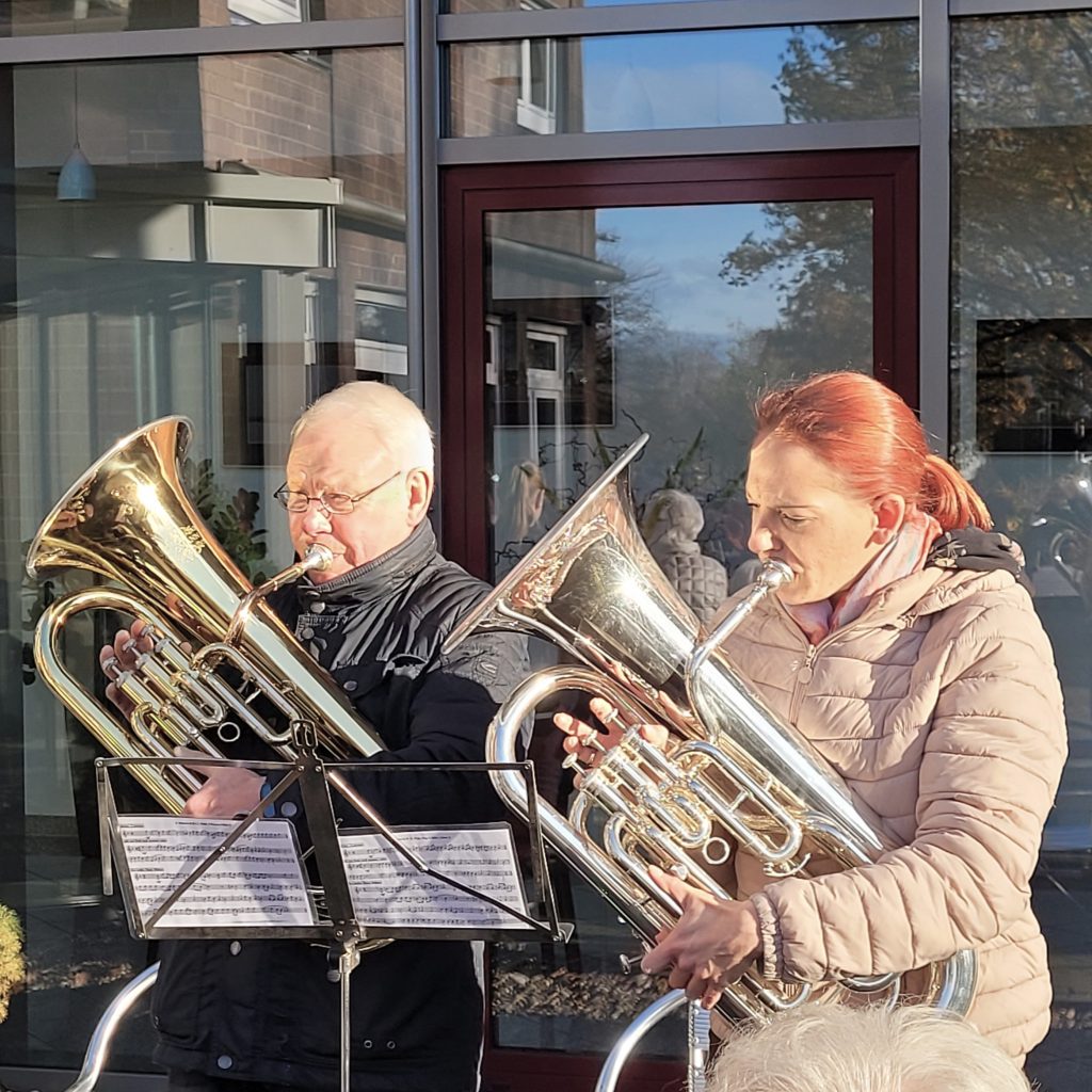 St. Martin im AWO Altenzentrum Heinsberg: Tradition, Begegnung und ein vertrautes Pferd 9