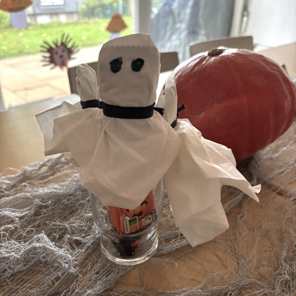 Gemeinsam kreativ – Herbst- und Halloweenaktionen der SPFH Hückelhoven 4