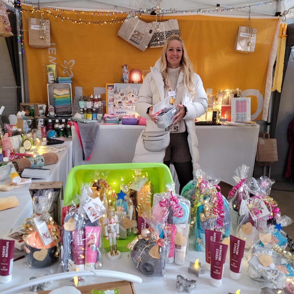 Rückblick auf den Weihnachtsmarkt in der AWO-Waschkaue 31 Rückblick auf den Weihnachtsmarkt in der AWO-Waschkaue 30