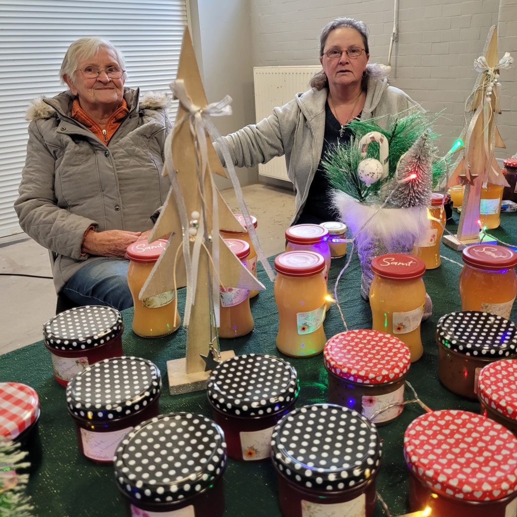 Rückblick auf den Weihnachtsmarkt in der AWO-Waschkaue 37 Rückblick auf den Weihnachtsmarkt in der AWO-Waschkaue 36