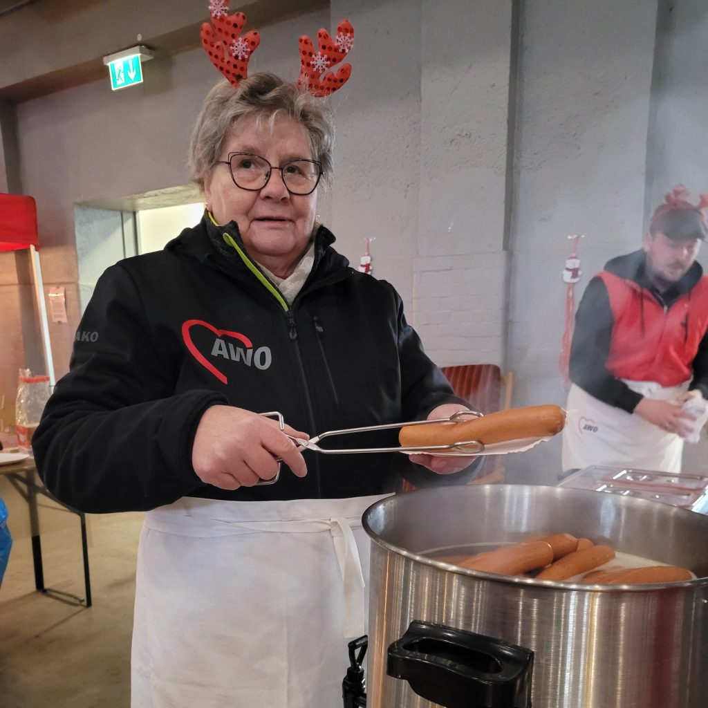 Rückblick auf den Weihnachtsmarkt in der AWO-Waschkaue 63 Rückblick auf den Weihnachtsmarkt in der AWO-Waschkaue 62