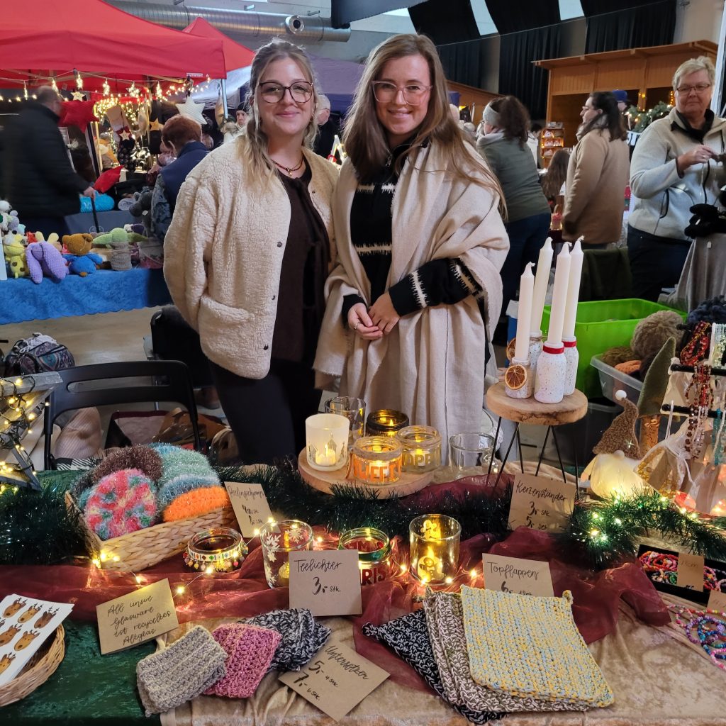 Rückblick auf den Weihnachtsmarkt in der AWO-Waschkaue 69 Rückblick auf den Weihnachtsmarkt in der AWO-Waschkaue 68