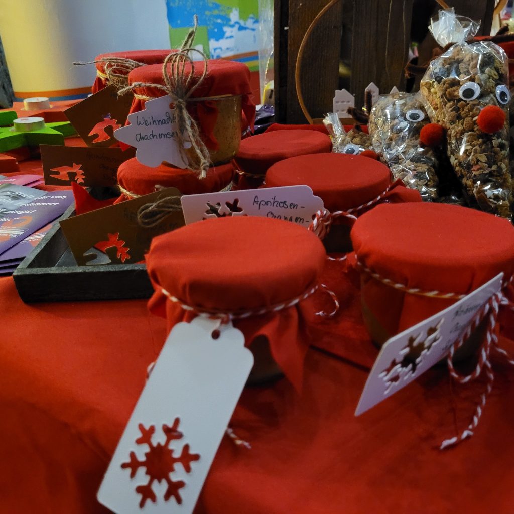 Rückblick auf den Weihnachtsmarkt in der AWO-Waschkaue 72 Rückblick auf den Weihnachtsmarkt in der AWO-Waschkaue 71