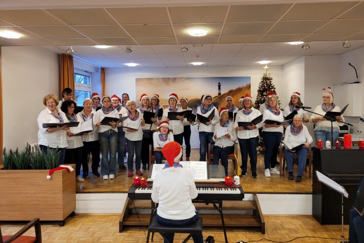 Frauenchor „Butterfly“ zu Gast im AWO-Altenzentrum Heinsberg 1