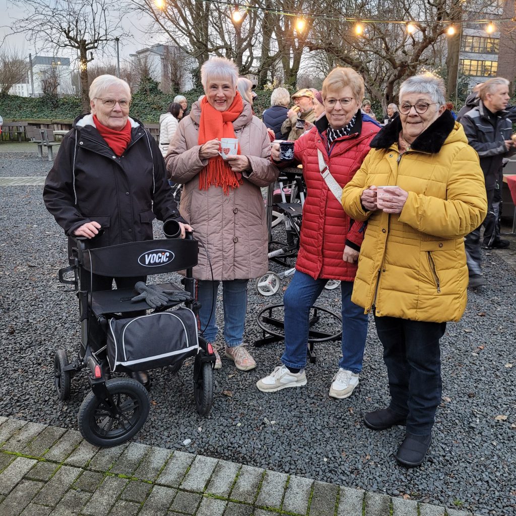 Vorweihnachtliches Singen im AWO-Park Heinsberg 14 Vorweihnachtliches Singen im AWO-Park Heinsberg 14