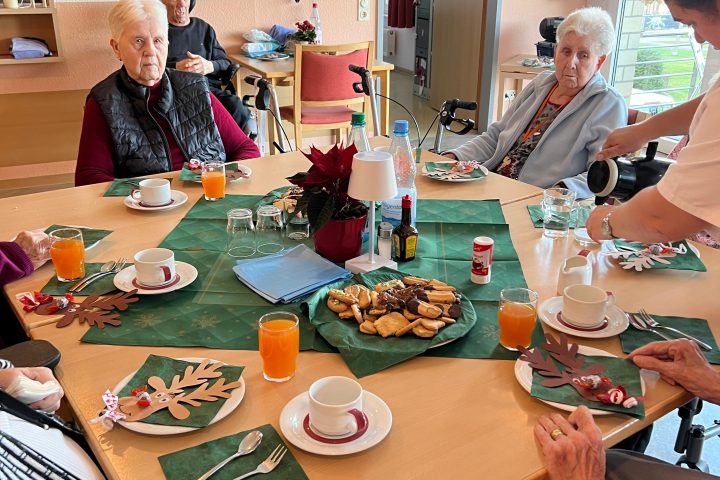 Heiligabend im AWO CSZ- Besinnliche Stunden in Gemeinschaft 1