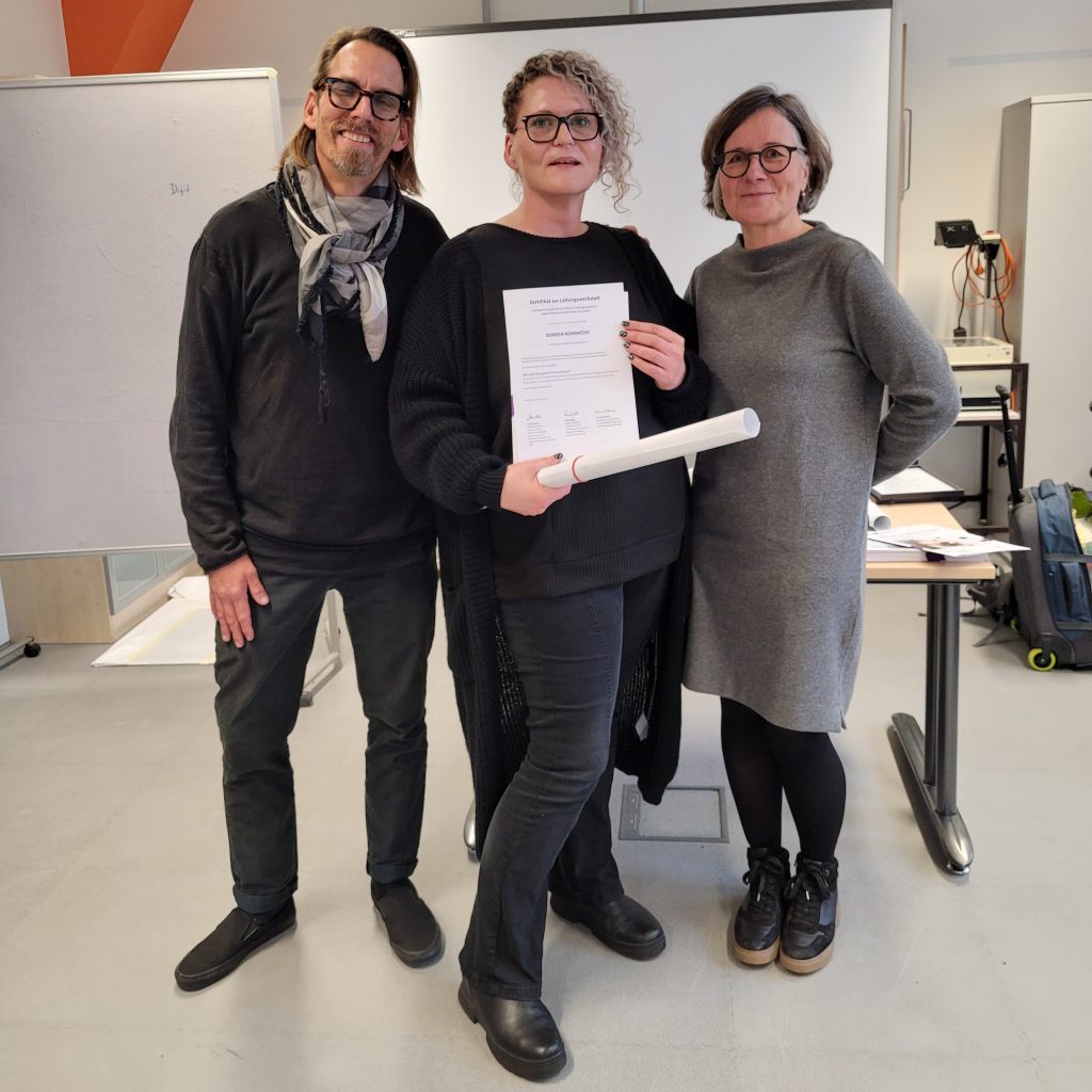 Zertifikatsübergabe „Leitungswerkstatt“ – Führung im offenen Ganztag professionell weitergedacht 2