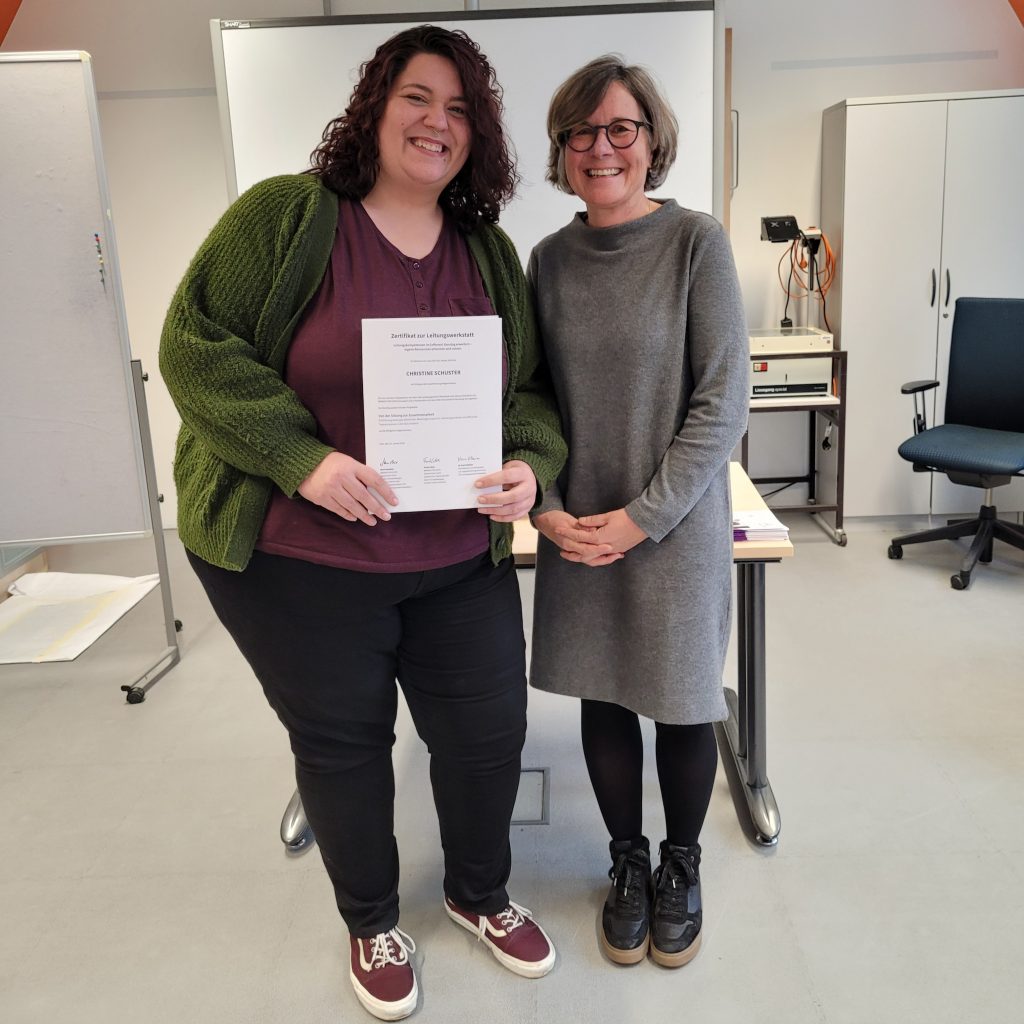 Zertifikatsübergabe „Leitungswerkstatt“ – Führung im offenen Ganztag professionell weitergedacht 3