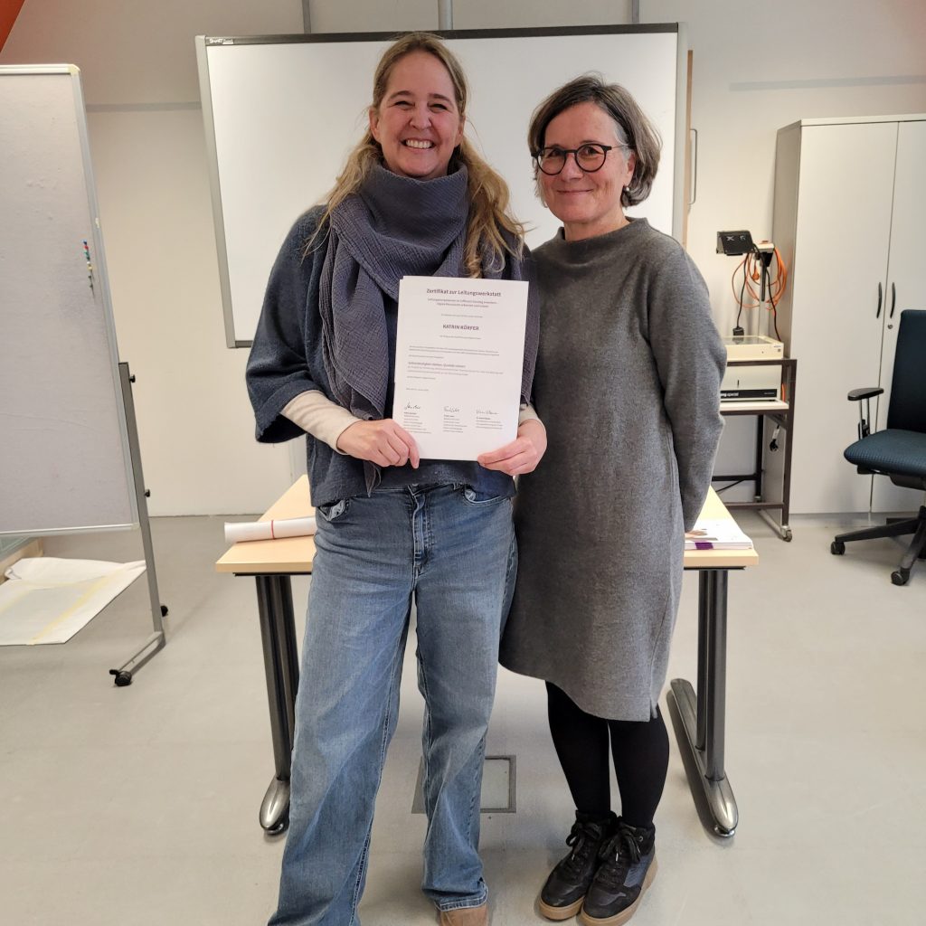 Zertifikatsübergabe „Leitungswerkstatt“ – Führung im offenen Ganztag professionell weitergedacht 8