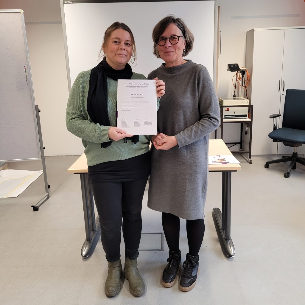 Zertifikatsübergabe „Leitungswerkstatt“ – Führung im offenen Ganztag professionell weitergedacht 15