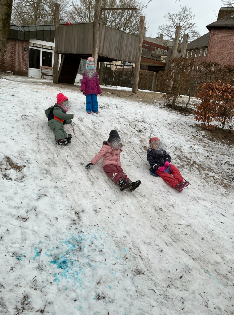 Winterliche Entdeckungsreise in der AWO Kita Stadtmitte 5
