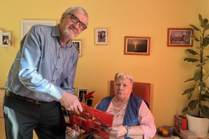 Förderverein bringt Neujahrsgrüße ins AWO Carolus Seniorenzentrum 2