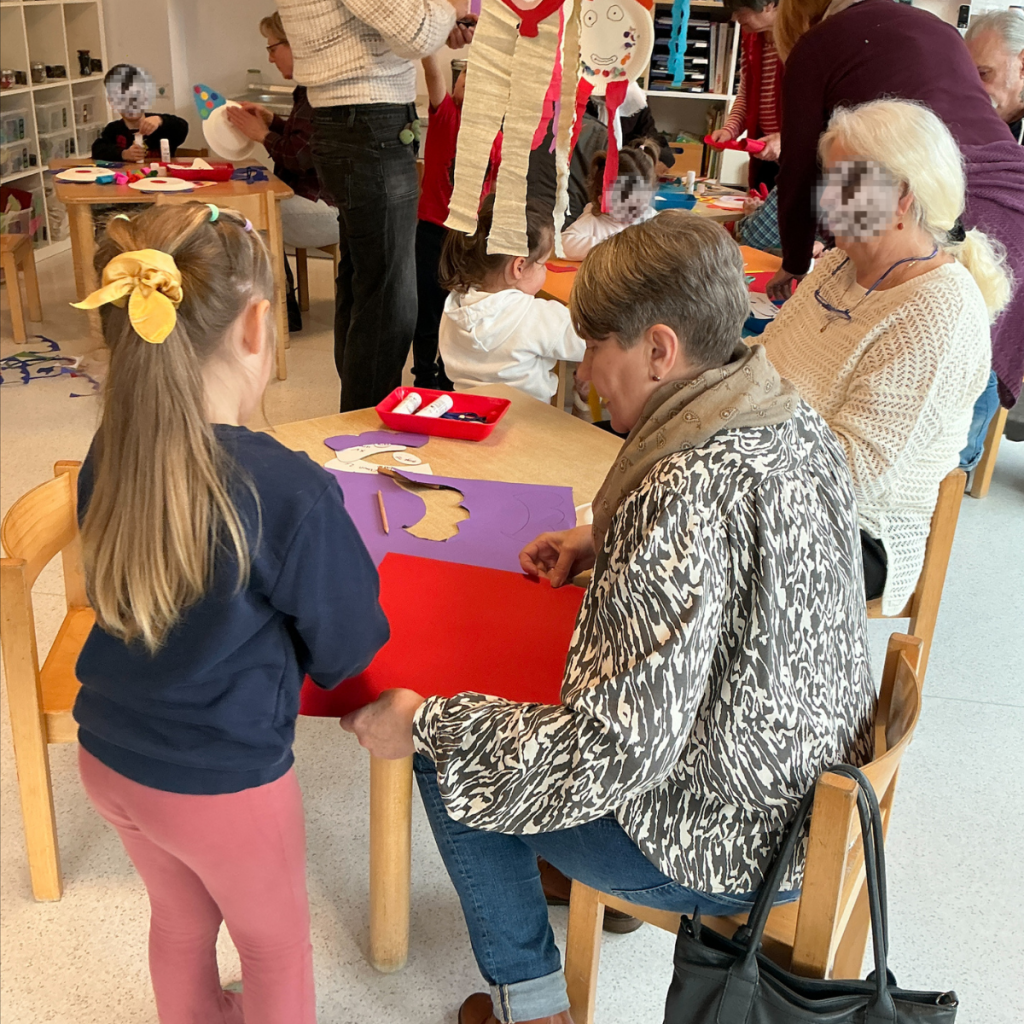 Karnevalsaktion mit Großeltern in der AWO Kita Boscheln 3