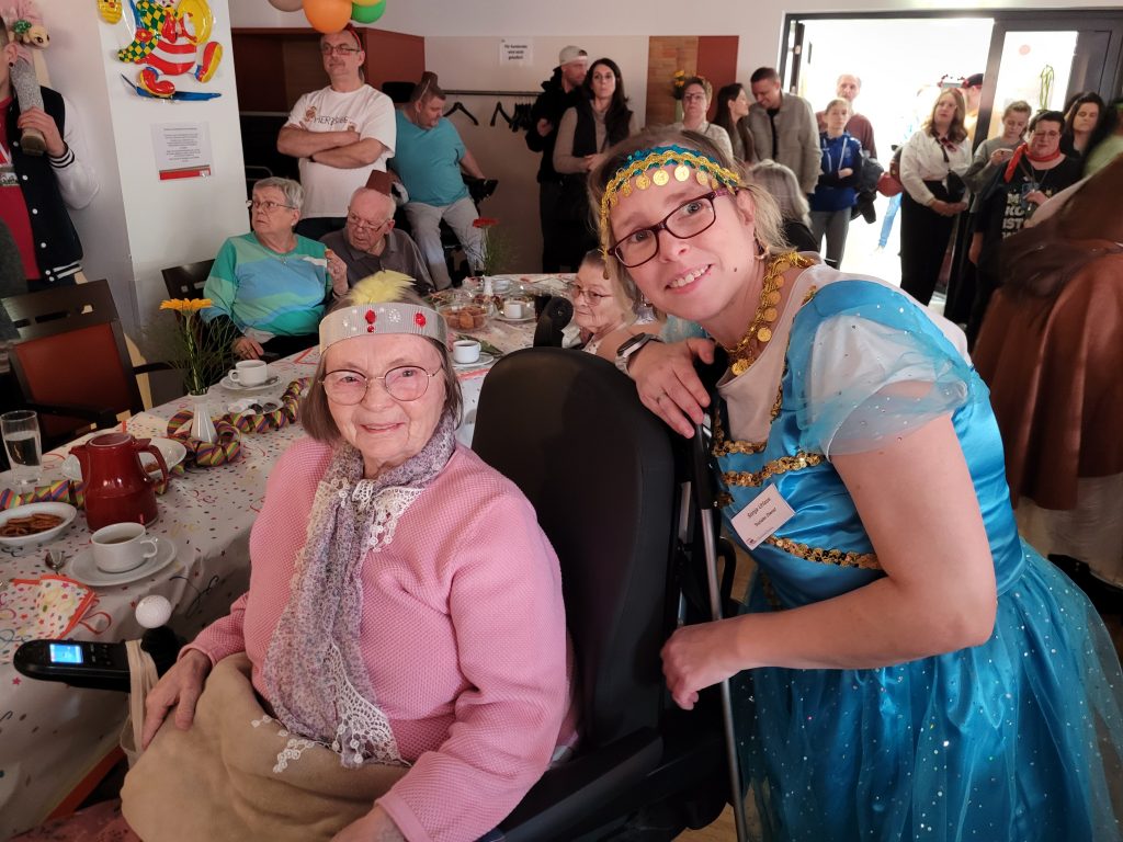 Herzchensitzung im AWO Altenzentrum Heinsberg 6