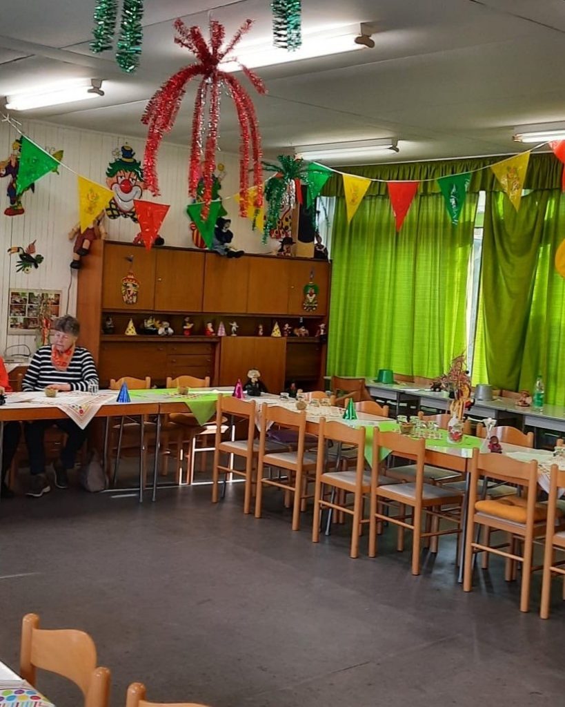 Altweiber-Party beim AWO-Ortsverein Palenberg 3 Altweiber-Party beim AWO-Ortsverein Palenberg 3