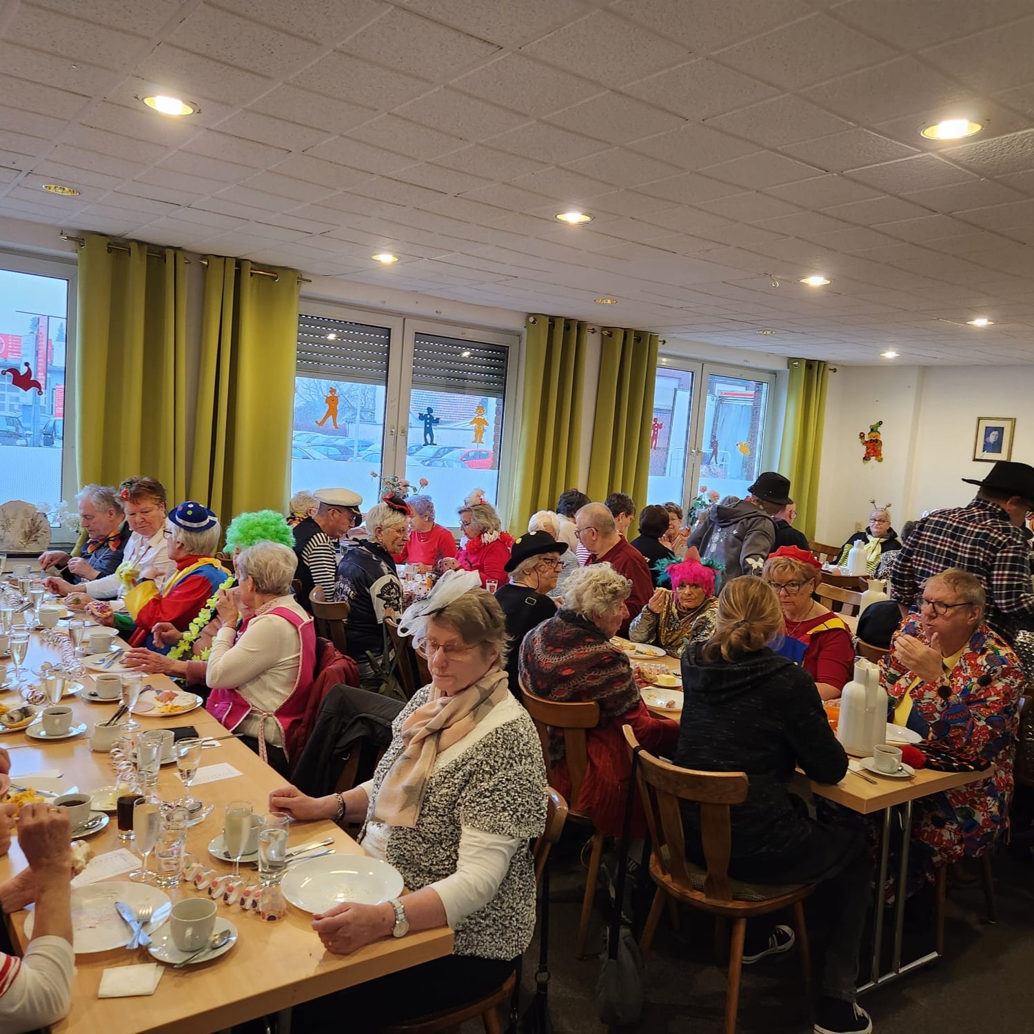 Altweiberfrühstück beim AWO Ortsverein Boscheln – Ein Hoch auf das Vereinsleben 1