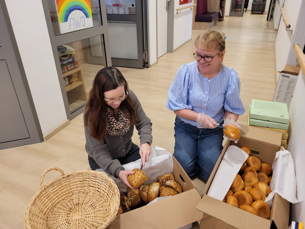 Frühlingsfrühstück und Jahreshauptversammlung beim AWO Ortsverein Oberbruch 5 Frühlingsfrühstück und Jahreshauptversammlung beim AWO Ortsverein Oberbruch 5