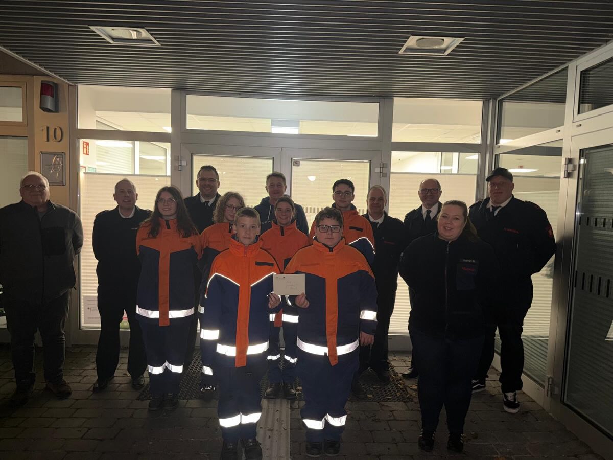 Engagement vor Ort: Institut für Pflege und Soziales (IPS) unterstützt Nachwuchs der Feuerwehr 1