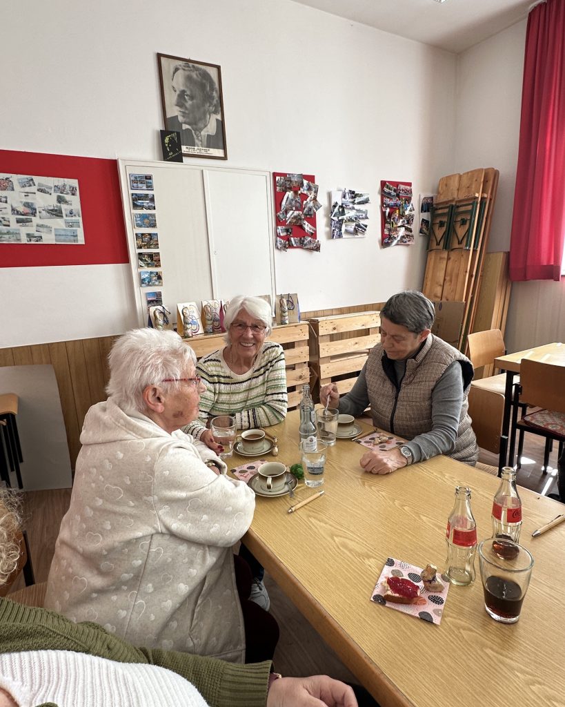 Geselliges Beisammensein im AWO Ortsverein Oberbruch 3