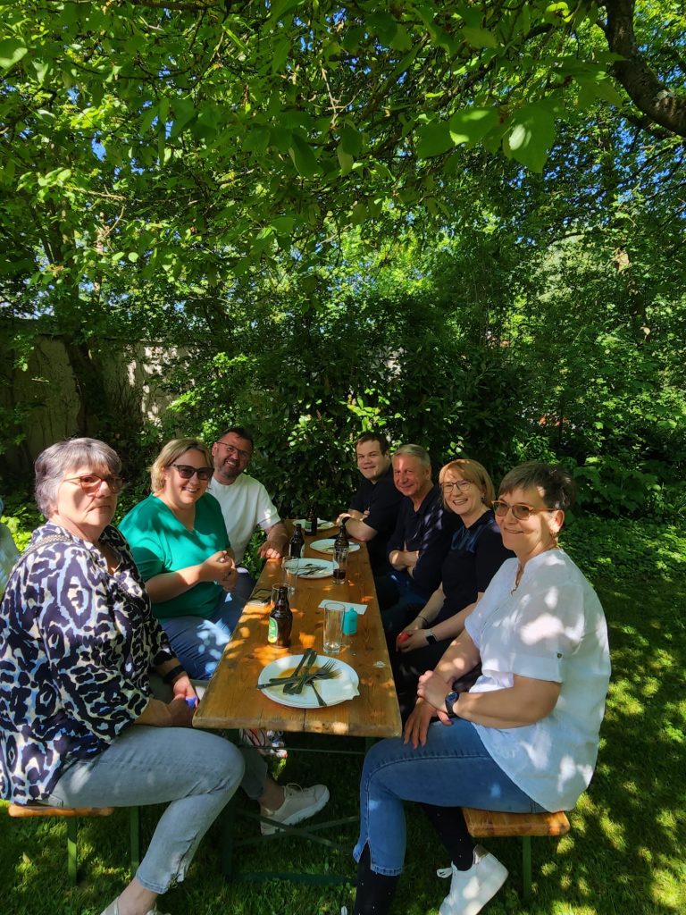 Frühling, Sonne und gute Laune beim AWO Ortsverein Boscheln 2 Frühling, Sonne und gute Laune beim AWO Ortsverein Boscheln 2