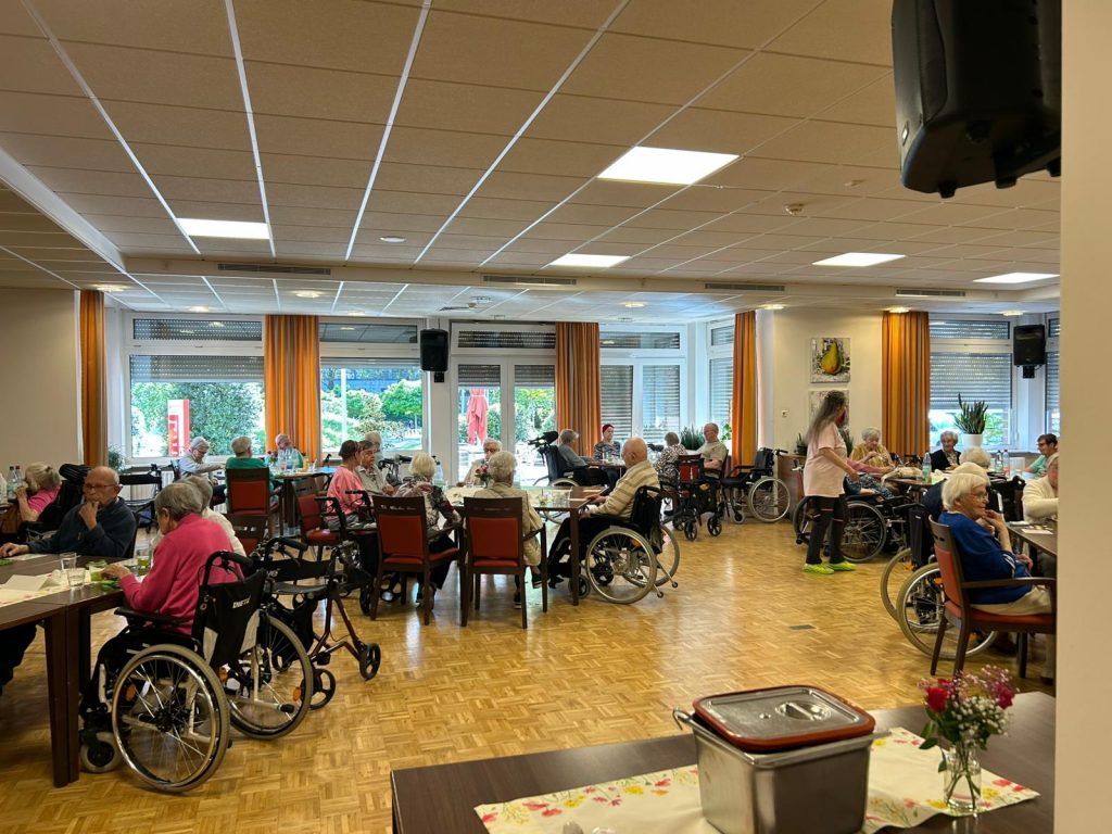 Rückblick auf das Maifest im AWO AZ und in der AWO Tagespflege Heinsberg 5 Rückblick auf das Maifest im AWO AZ und in der AWO Tagespflege Heinsberg 4
