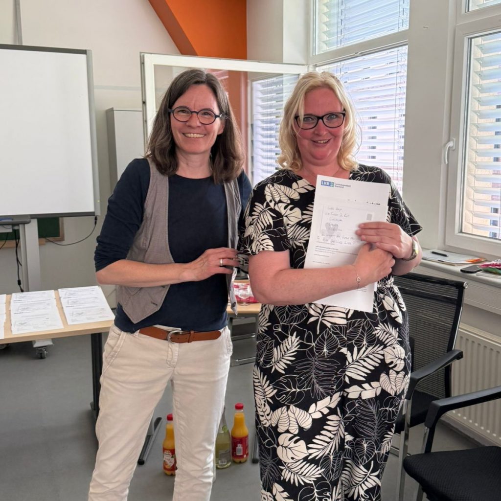 Erfolgreicher Abschluss der Basiswerkstatt - Margarete Klug Bildungswerk stärkt pädagogische Kompetenzen im Offenen Ganztag 12 Erfolgreicher Abschluss der Basiswerkstatt - Margarete Klug Bildungswerk stärkt pädagogische Kompetenzen im Offenen Ganztag 12